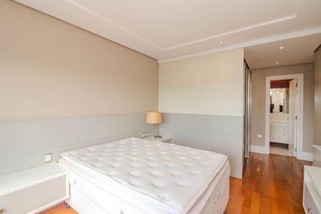 Apartamento à venda com 600m², 6 quartos e 5 vagasSuíte 6 - Cobertura