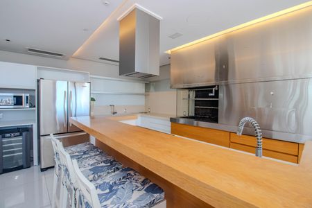 Apartamento à venda com 600m², 6 quartos e 5 vagasEspaço Gourmet - Cobertura