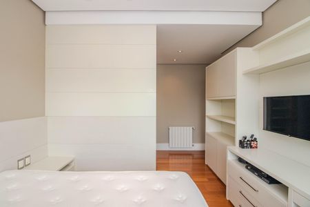 Apartamento à venda com 600m², 6 quartos e 5 vagasSuíte 4