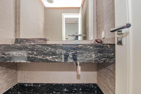 Apartamento à venda com 600m², 6 quartos e 5 vagasLavabo