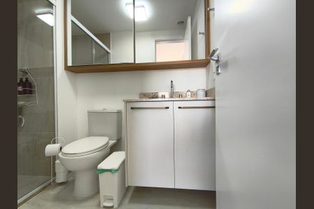 Apartamento à venda com 65m², 2 quartos e 1 vagaBanheiro da Suíte