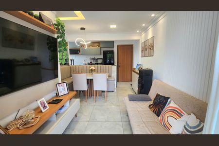Sala de apartamento para alugar com 2 quartos, 56m² em Vila Laura, Salvador