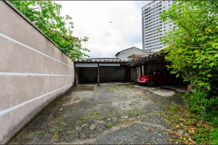 Casa de condomínio à venda com 120m², 2 quartos e 1 vaga Casa de condomínio à venda com 120m², 2 quartos e 1 vagaGaragem