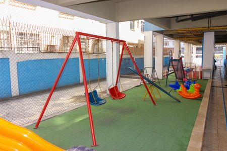 Apartamento para alugar com 60m², 2 quartos e 1 vagaÁrea comum - Playground