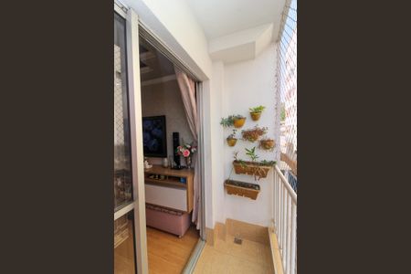 Apartamento para alugar com 60m², 2 quartos e 1 vagaVaranda