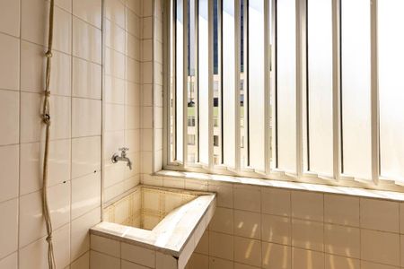 Apartamento à venda com 55m², 1 quarto e sem vaga Apartamento à venda com 55m², 1 quarto e sem vagaLavanderia