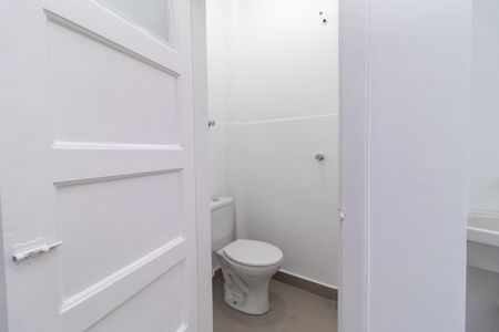 Apartamento à venda com 85m², 2 quartos e sem vagaBanheiro de Serviço