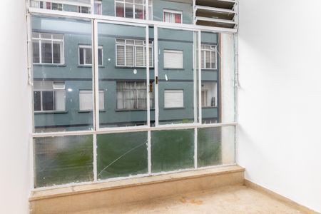 Apartamento à venda com 85m², 2 quartos e sem vagaSala