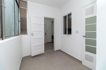 Apartamento à venda com 85m², 2 quartos e sem vagaÁrea de Serviço