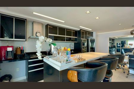 Apartamento para alugar com 90m², 1 quarto e 2 vagas Apartamento para alugar com 90m², 1 quarto e 2 vagasCozinha