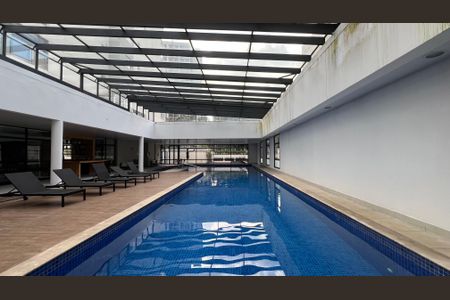 Apartamento para alugar com 90m², 1 quarto e 2 vagas Apartamento para alugar com 90m², 1 quarto e 2 vagasÁrea comum - Piscina