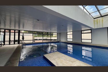 Apartamento para alugar com 90m², 1 quarto e 2 vagas Apartamento para alugar com 90m², 1 quarto e 2 vagasÁrea comum - Piscina