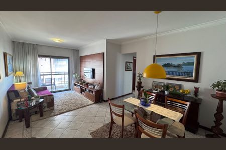 Apartamento à venda com 90m², 3 quartos e 2 vagasSala