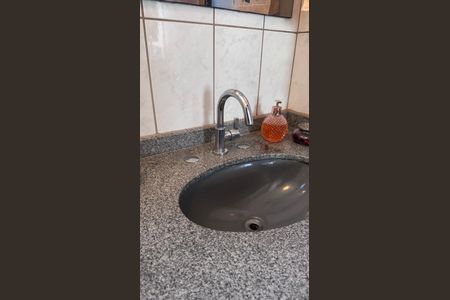 Apartamento à venda com 90m², 3 quartos e 2 vagasBanheiro da Suíte