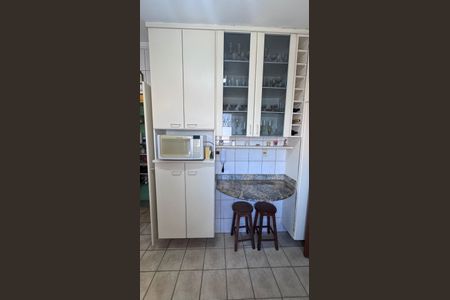 Apartamento à venda com 90m², 3 quartos e 2 vagasCozinha