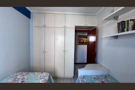 Apartamento à venda com 90m², 3 quartos e 2 vagasQuarto 2