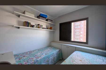 Apartamento à venda com 90m², 3 quartos e 2 vagasQuarto 2