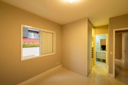 Apartamento à venda com 107m², 3 quartos e 2 vagasSuíte