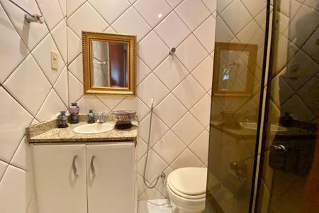 Apartamento à venda com 70m², 2 quartos e sem vagaBanheiro social