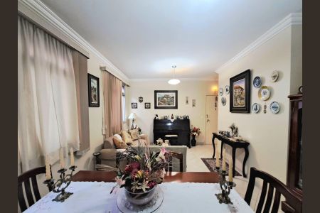 Apartamento à venda com 100m², 3 quartos e 2 vagasSala