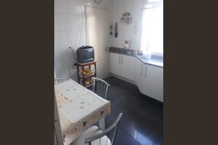 Apartamento à venda com 100m², 3 quartos e 2 vagasCozinha