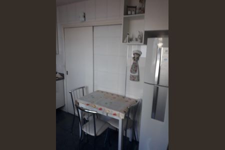 Apartamento à venda com 100m², 3 quartos e 2 vagasCozinha