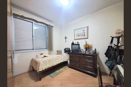 Apartamento à venda com 100m², 3 quartos e 2 vagasQuarto 2