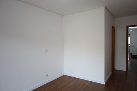 Casa à venda com 114m², 3 quartos e 2 vagasSuíte