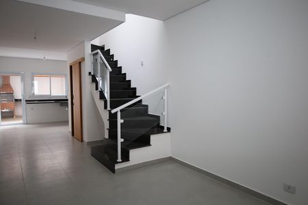 Casa à venda com 114m², 3 quartos e 2 vagasSala