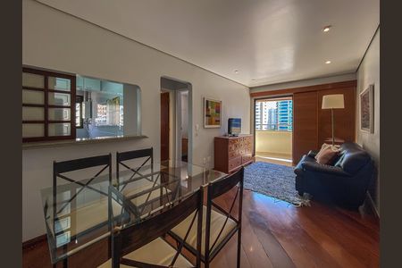 Sala de apartamento para alugar com 1 quarto, 49m² em Indianópolis, São Paulo
