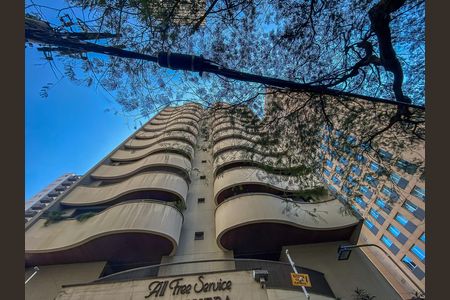 Apartamento para alugar com 49m², 1 quarto e 1 vaga Apartamento para alugar com 49m², 1 quarto e 1 vagaFachada