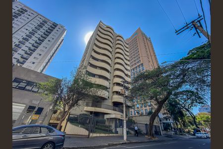 Apartamento para alugar com 49m², 1 quarto e 1 vaga Apartamento para alugar com 49m², 1 quarto e 1 vagaFachada