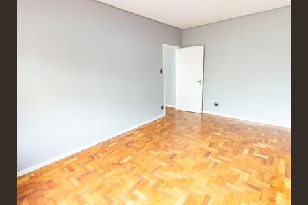 Casa à venda com 220m², 4 quartos e 3 vagas Casa à venda com 220m², 4 quartos e 3 vagasQuarto 2