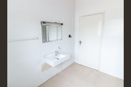 Casa à venda com 220m², 4 quartos e 3 vagas Casa à venda com 220m², 4 quartos e 3 vagasBanheiro 1