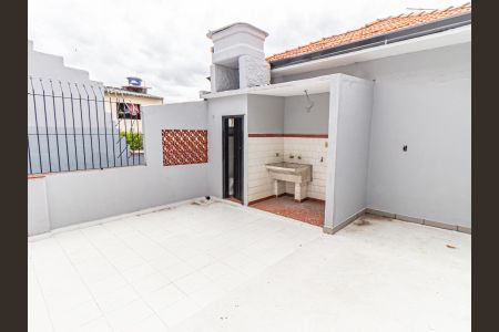 Casa à venda com 220m², 4 quartos e 3 vagas Casa à venda com 220m², 4 quartos e 3 vagasÁrea de Serviço