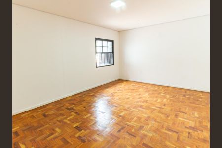 Casa à venda com 220m², 4 quartos e 3 vagas Casa à venda com 220m², 4 quartos e 3 vagasQuarto 3