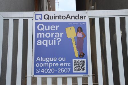 Casa de condomínio para alugar com 158m², 3 quartos e 4 vagasPlaca