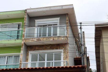 Casa de condomínio para alugar com 158m², 3 quartos e 4 vagasFachada