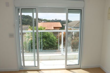 Casa de condomínio para alugar com 158m², 3 quartos e 4 vagasSuíte