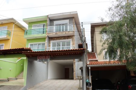 Casa de condomínio para alugar com 158m², 3 quartos e 4 vagasFachada