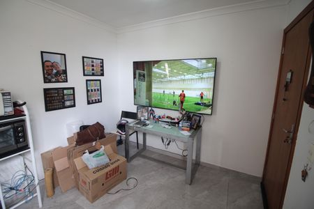 Sala de apartamento à venda com 2 quartos, 45m² em Santa Maria, Contagem