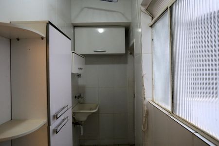 Apartamento à venda com 75m², 2 quartos e 1 vaga Apartamento à venda com 75m², 2 quartos e 1 vagaÁrea de Serviço