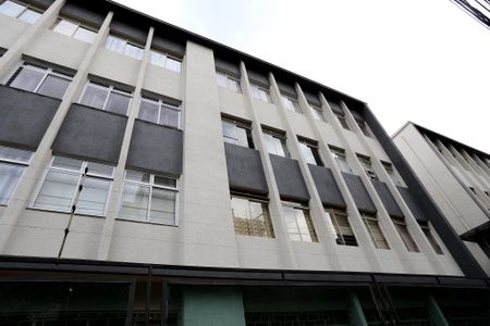 Apartamento à venda com 75m², 2 quartos e 1 vaga Apartamento à venda com 75m², 2 quartos e 1 vagaFachada