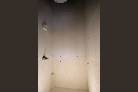 Apartamento à venda com 75m², 2 quartos e 1 vaga Apartamento à venda com 75m², 2 quartos e 1 vagaBanheiro de Serviço