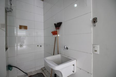 Casa de condomínio à venda com 122m², 3 quartos e 1 vagaÁrea de Serviço