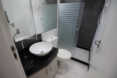Casa de condomínio à venda com 122m², 3 quartos e 1 vagaBanheiro da Suíte