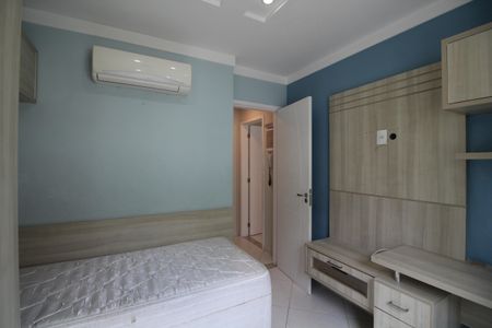 Casa de condomínio à venda com 122m², 3 quartos e 1 vagaQuarto 2