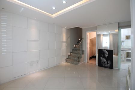 Sala de casa de condomínio à venda com 3 quartos, 122m² em Taquara, Rio de Janeiro