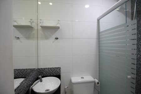 Casa de condomínio à venda com 122m², 3 quartos e 1 vagaBanheiro Social