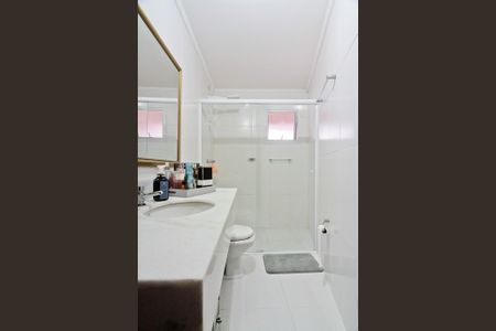 Casa à venda com 390m², 5 quartos e 3 vagasBanheiro da Suíte